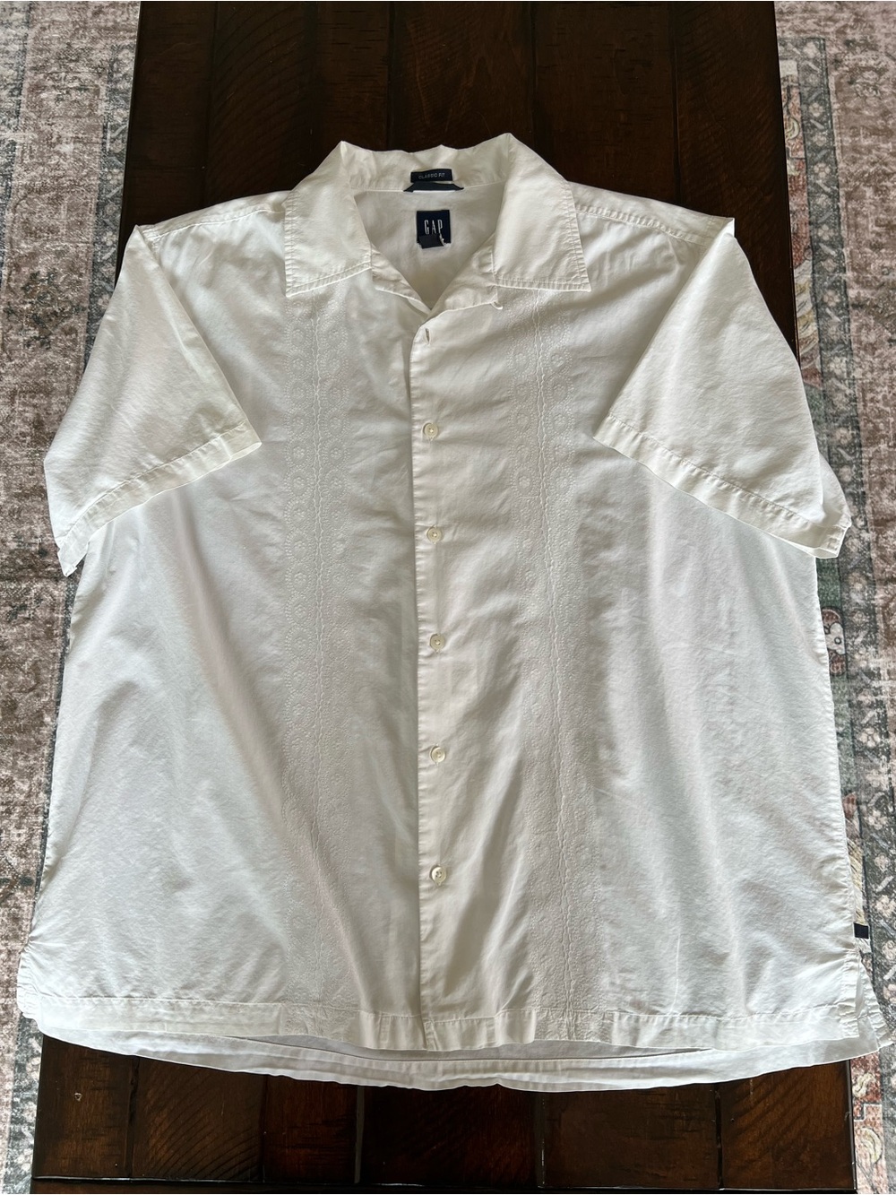Vintage GAP Classic Fit White Embroidered Camp Shirt XL